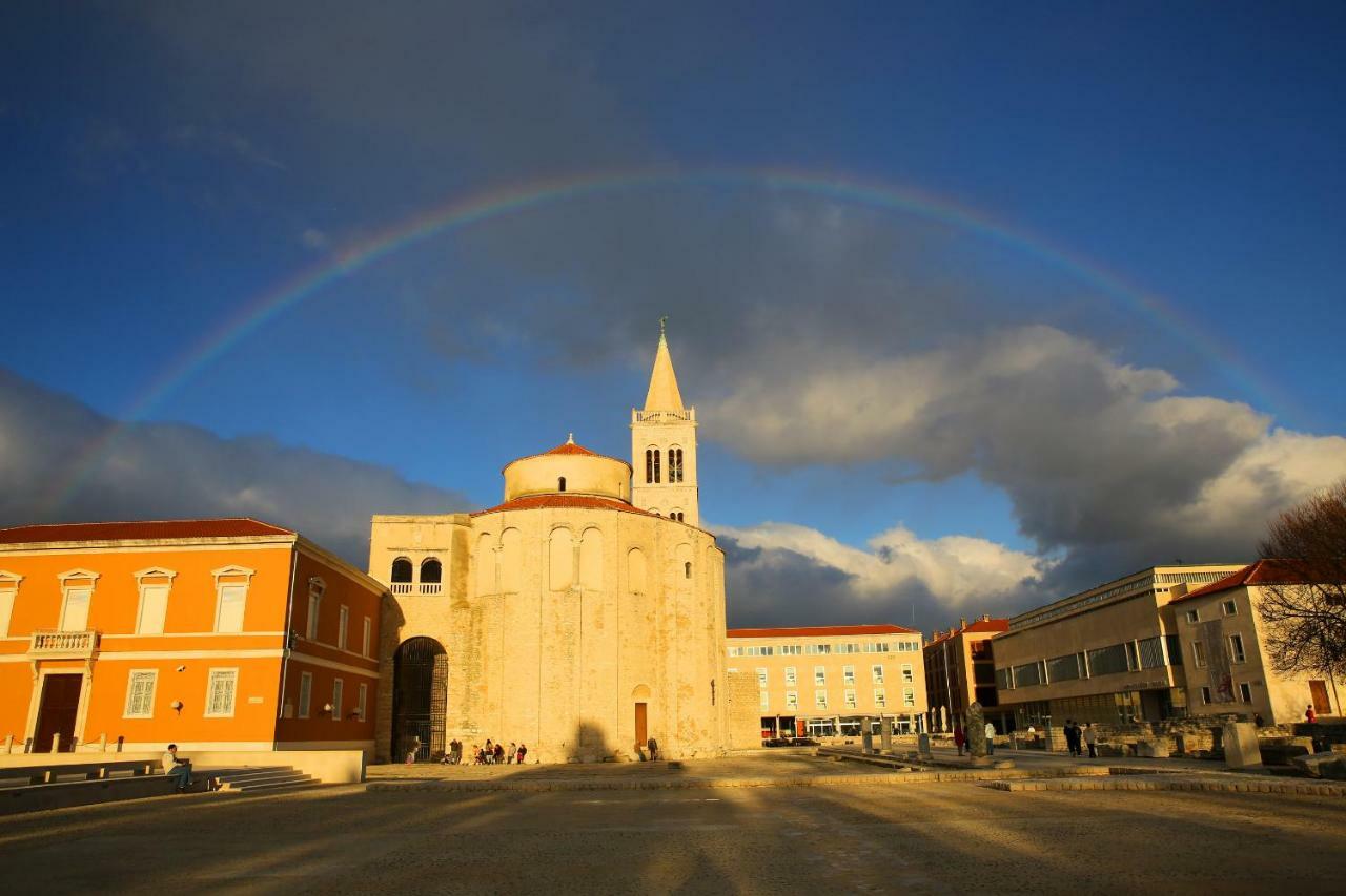 Rooms Bura I Jugo Zadar Exteriör bild